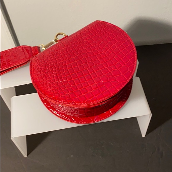 Forever 21 Handbags - Forever 22 red bag small